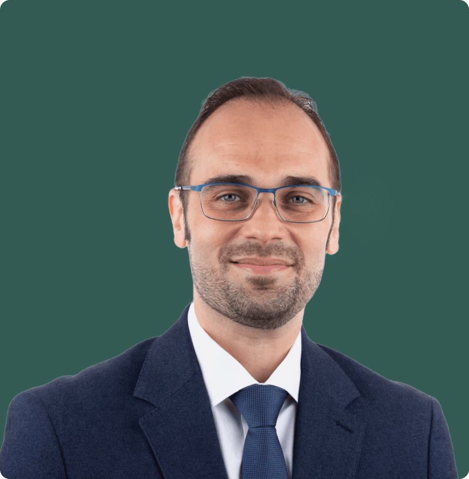 Dr. Gustavo Avila